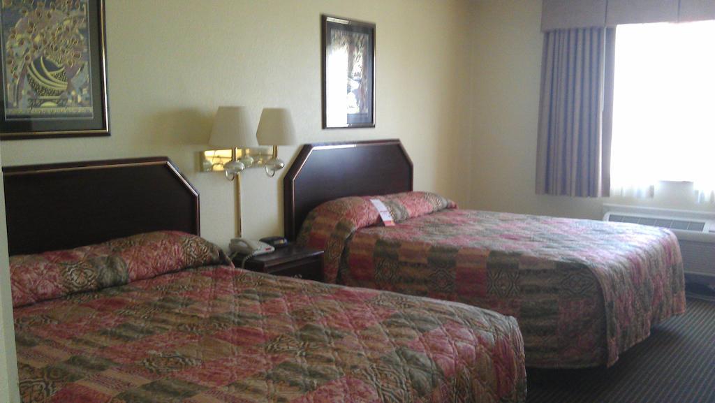 Super 8 By Wyndham Burleson Fort Worth Area Cameră foto